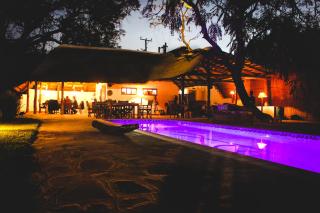 Wild Dogs Lodge - Lusaka - 8