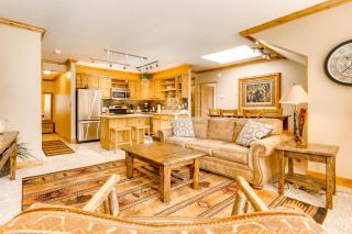 Spacious 1Br Condo-River Run Village-Hot Tub & Kids Ski Free Condo - 4