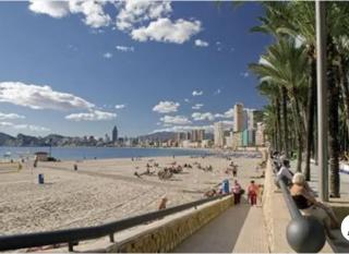 Apartamento en el centro a un minuto de la playa - Benidorm - 5