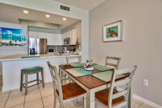 Majestic Sun 9th Floor Gulf Front 1 Bedroom Condo - Destin - 4