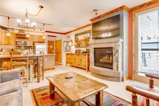 Updated 1Br Premier Condo At Black Bear Lodge- Kids Ski Free Condo - 4