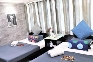 W's Lounge - 8
