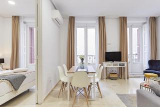 LEEWAYS APARTMENT VI in GRAN VÍA - Madrid - 5