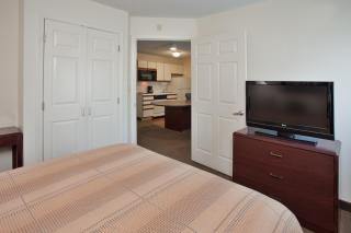 Candlewood Suites Hopewell by IHG - 9