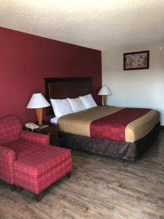 Econo Lodge Athens I-75 - 5