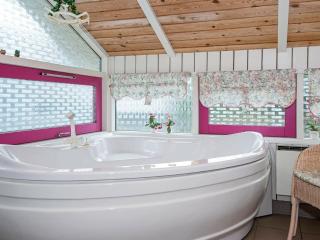 8 person holiday home in Glesborg - Fjellerup - 7