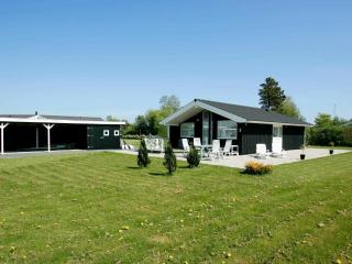 6 person holiday home in Hadsund-By Traum - Øster Hurup - 6