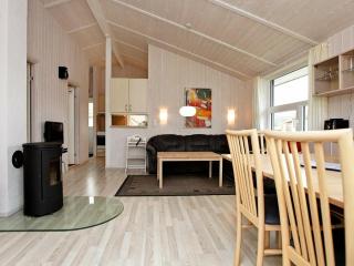 6 person holiday home in GROEMITZ - Grömitz - 6