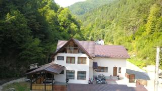 Pensiunea La Cernat - 6