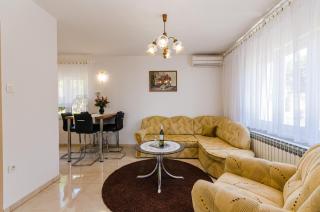 Apartment in Novi Vinodolski 15274 - 2