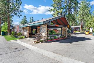 3 Peaks Resort & Beach Club - South Lake Tahoe - 4