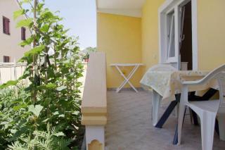 Apartments by the sea Nin, Zadar - 6125 - 1