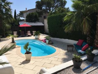 Bed,Kitchen and Swimming Pool Villa Esterel - Saint-Raphaël - 1