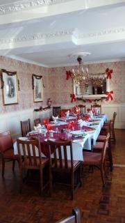 Neuadd Arms Hotel - 9