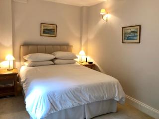 Lauras Townhouse Apartments Garrard's Retreat - Bath - 1
