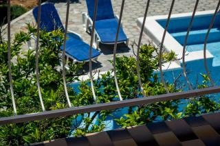 Vacation house near sea & beaches with HEATED POOL & BBQ - Orebić - 9