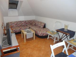 Apartment Gliha - Jelsa (Gelsa) - 2