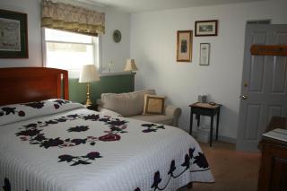 Carriage Corner Bed & Breakfast - 2
