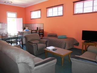 Obesa Lodge - Graaff-Reinet - 1