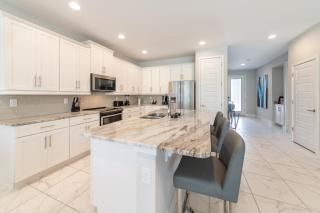 Magnificent Home Near Disney With Theater Room, Pool Table, Waterpark Resort Access At Encore Resort Reunion - 7448Mr - Kissimmee - 2