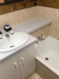 Bribie Waterways Motel - Bongaree - 8