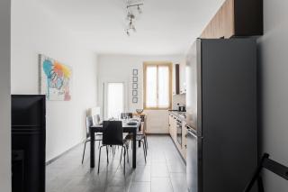 Comfortable Family Group Apartment Via Paruta - Milan - 4