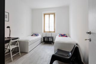 Comfortable Family Group Apartment Via Paruta - Milan - 8