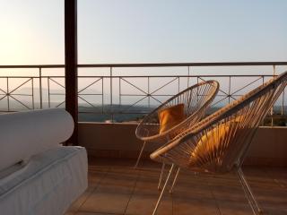 360 Panorama House - Gazing at Horizon and the Stars of the Galaxy in the night - Fresh Cool breeze most of the time - just 7 min from the beach - 5