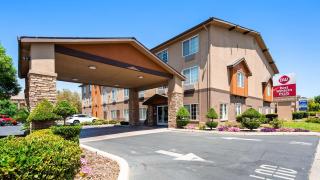 Best Western Plus Rama Inn & Suites - Oakdale - 1