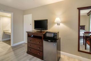 Quality Inn & Suites El Cajon San Diego East - El Cajon - 2