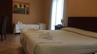 Hotel Paradiso Delle Madonie - Castelbuono - 1