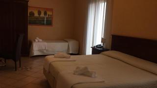 Hotel Paradiso Delle Madonie - Castelbuono - 2