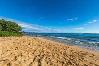 Waipouli Beach Resort Gorgeous Luxury Ocean View Condo! Sleeps 8! - Kapaa - 2