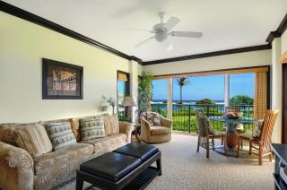 Waipouli Beach Resort Spectacular Luxury Oceanfront Condo Sleeps 8 AC Pool - Kapaa - 1