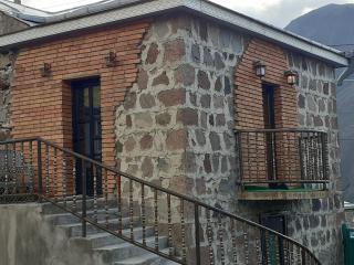 Bana - Kazbegi - 1