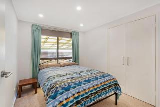 Kianga Parade Beach House - 2