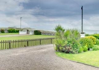 Seaton - Seahouses - 1