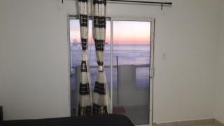 Ocean front apartment. - San Antonio del Mar - 0