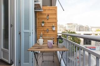 Modern White Tower Apartment - 4