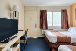 Days Inn by Wyndham New Philadelphia - New Philadelphia - 5