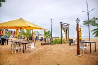 Happy Banana Hotel - 8