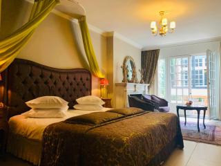 Boutique Hotel Die Swaene - Brugge - 1