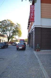 Tonal - Mukacheve - 4