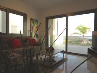 Menies Mediterranean Heights - 5