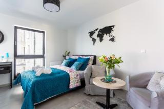 Luxury Apartment with Large Terrace - Wrocław - 0