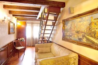 Palazzo La Scala - Venice - 6