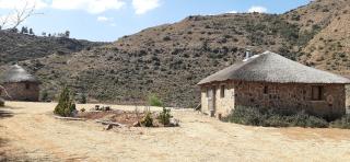 Twin Peaks Cottages and Horse Trekking - Maseru - 2