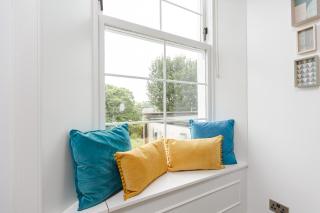 Dollar Apartments-39 Bridge Street - 5