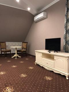 Hotel Boutique TOVMED - Vinnytsya - 1