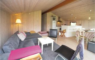3 Bedroom Lovely Home In Væggerløse - 1